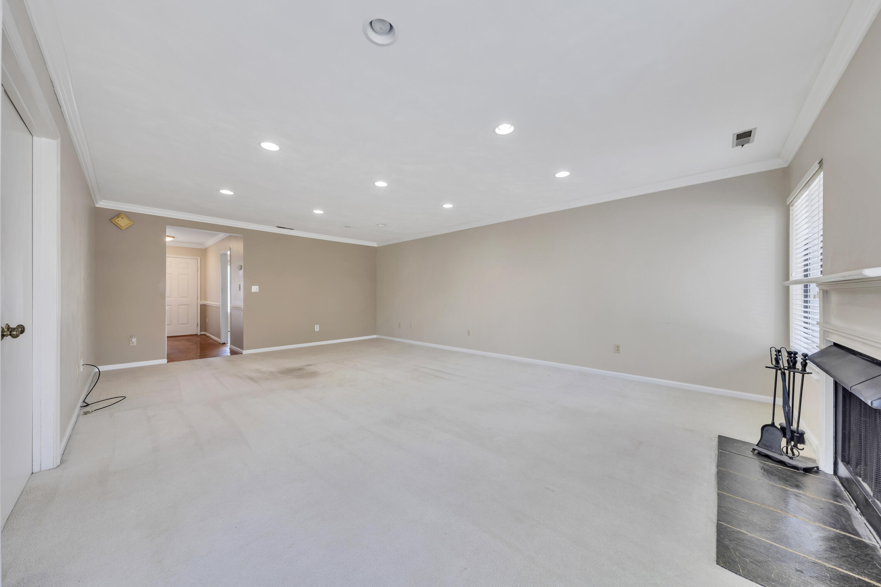 2404 Post Oak Road Salem, VA 24153 - Photo 14 of 50 14-MIB01863