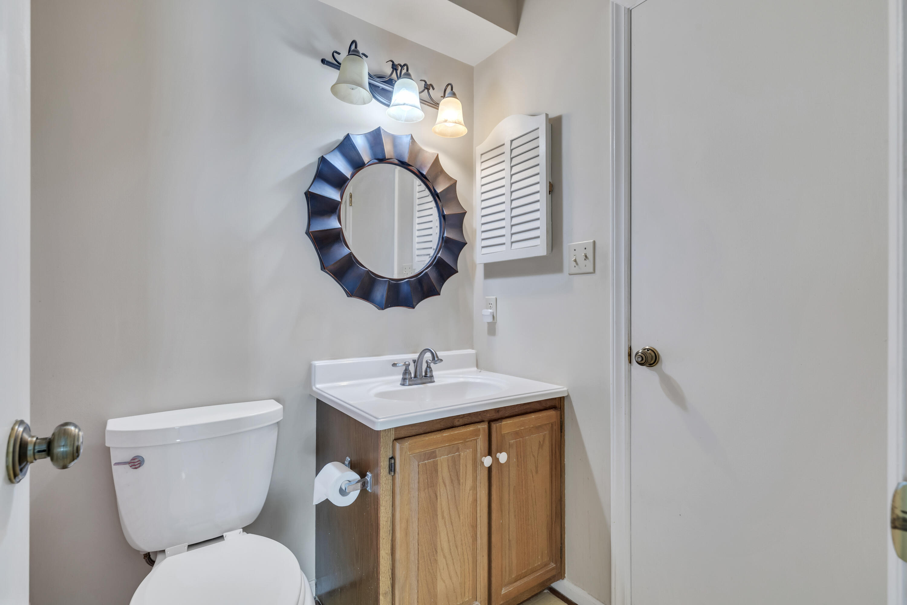 2404 Post Oak Road Salem, VA 24153 - Photo 18 of 50 18-MIB01878