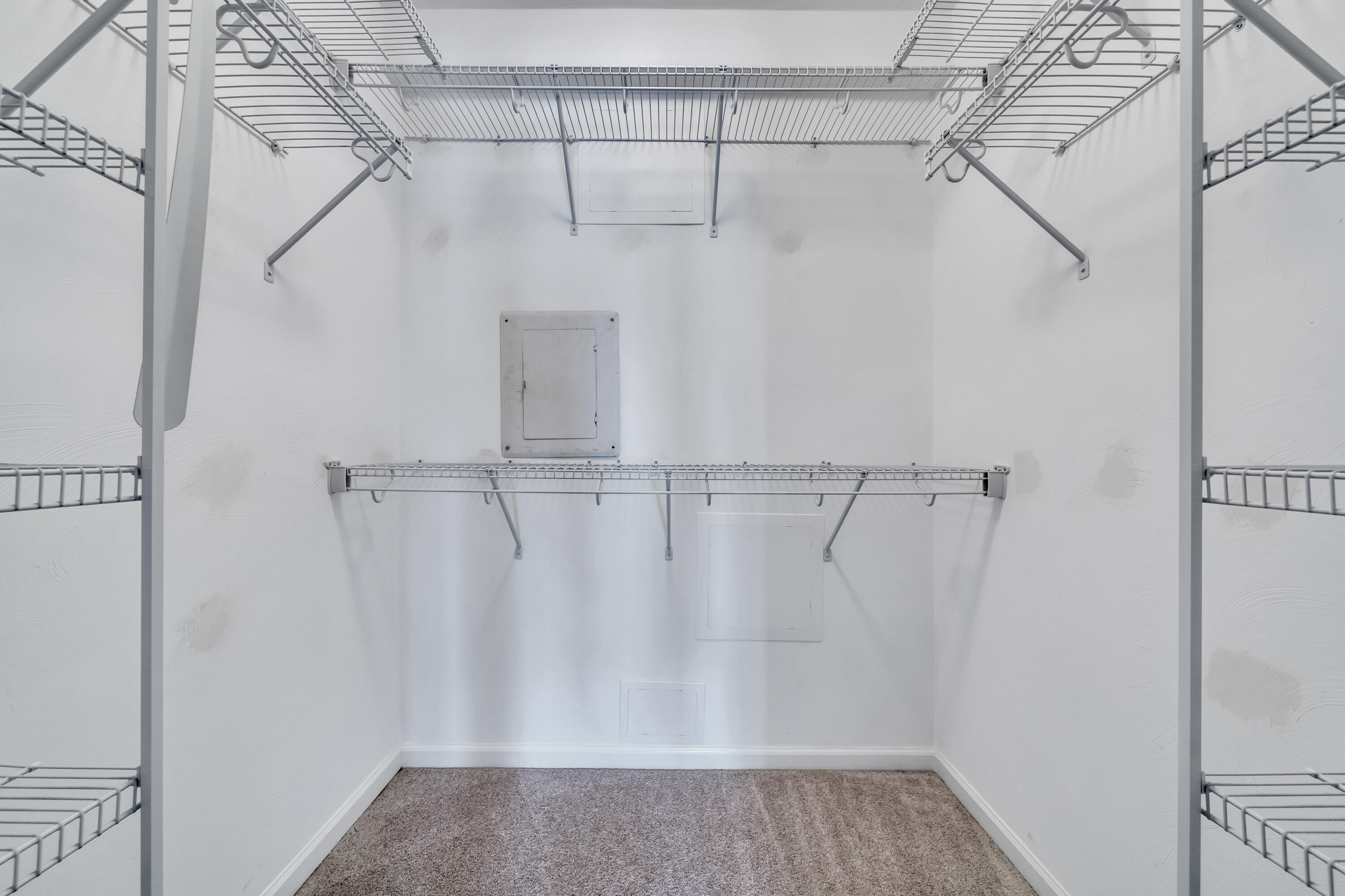 2404 Post Oak Road Salem, VA 24153 - Photo 23 of 50 23-MIB01893