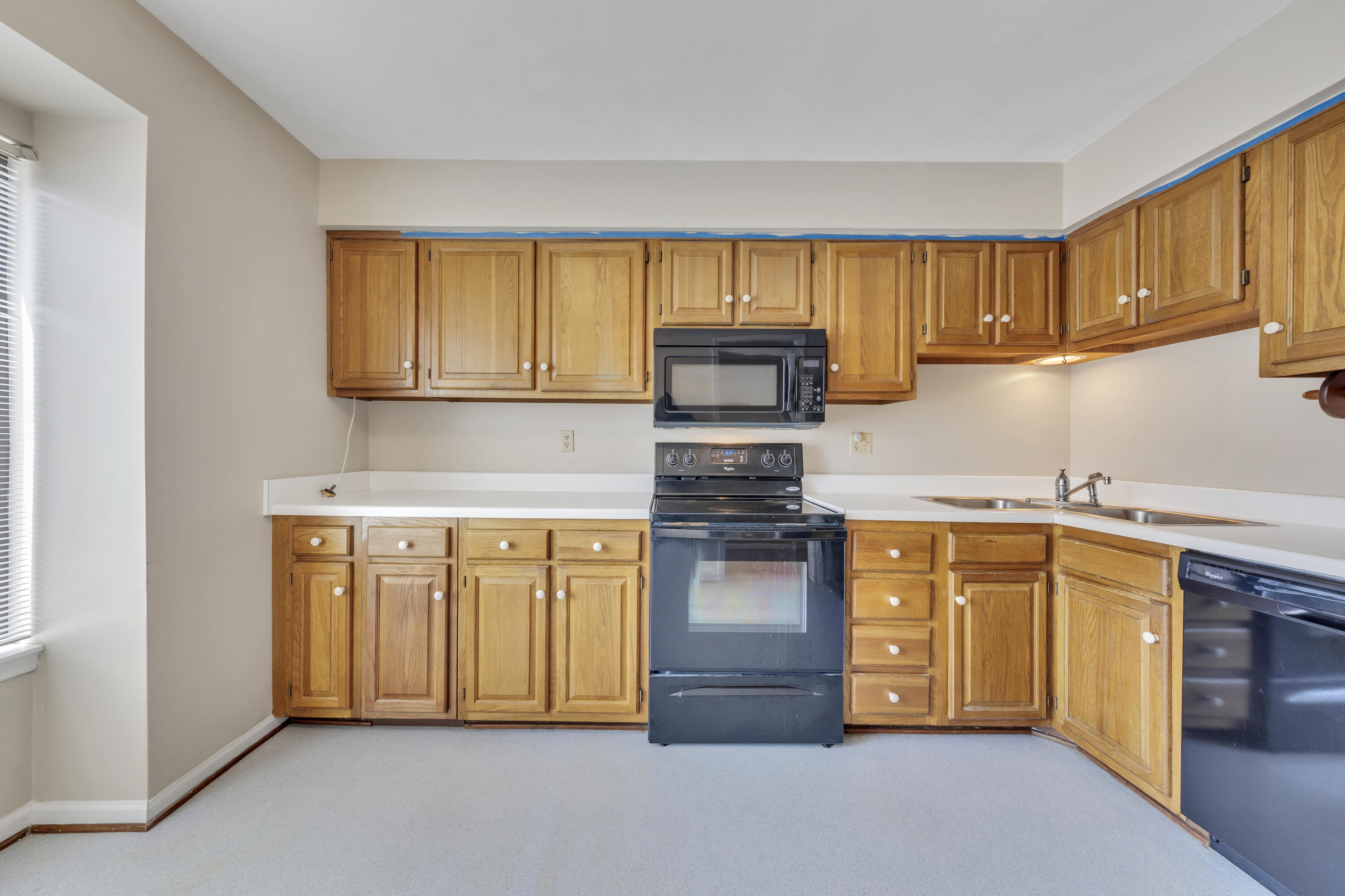 2404 Post Oak Road Salem, VA 24153 - Photo 6 of 50 06-MIB01836