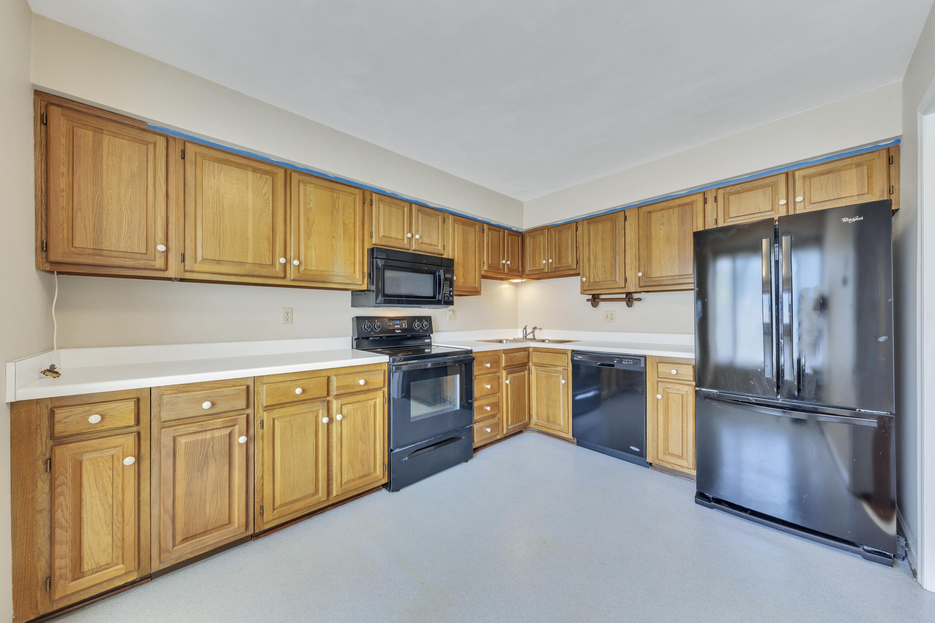 2404 Post Oak Road Salem, VA 24153 - Photo 8 of 50 08-MIB01845