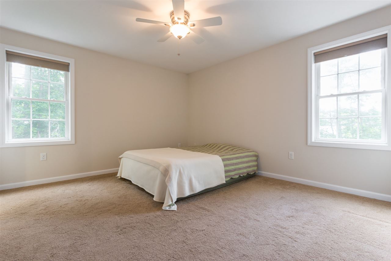 83 Deerfield Road Nottingham, NH 03290 - Photo 22 of 40
