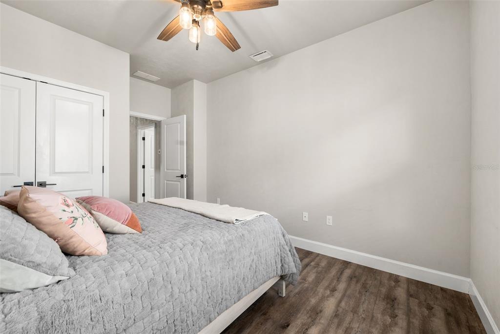 1724 Southwest 70th Terrace Gainesville, FL 32607 - Photo 24 of 42 Gallery Image 24