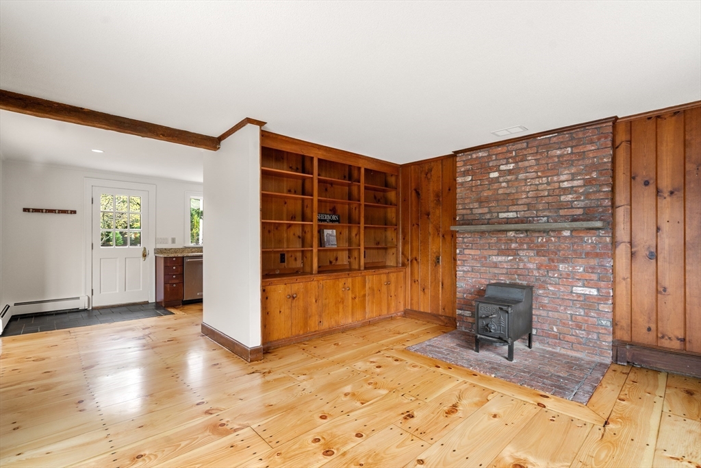 27 Farm Road Sherborn, MA 01770 - Photo 11 of 40