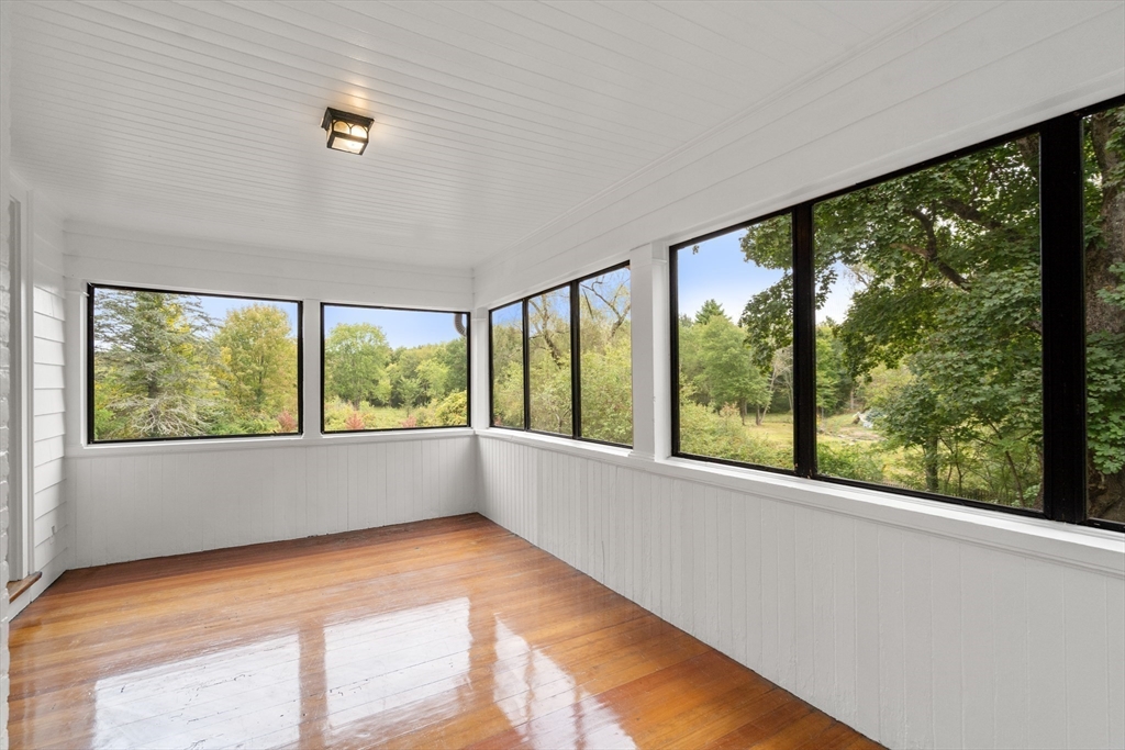 27 Farm Road Sherborn, MA 01770 - Photo 23 of 40