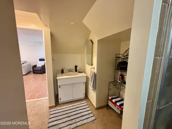 $1,800 | 32 Whitney Drive, Marlboro, NJ 07746