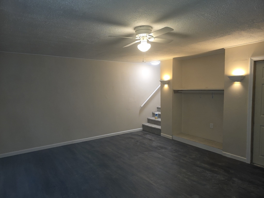 540 Granby Road, Unit 2 South Hadley, MA 01075 - Photo 13 of 19