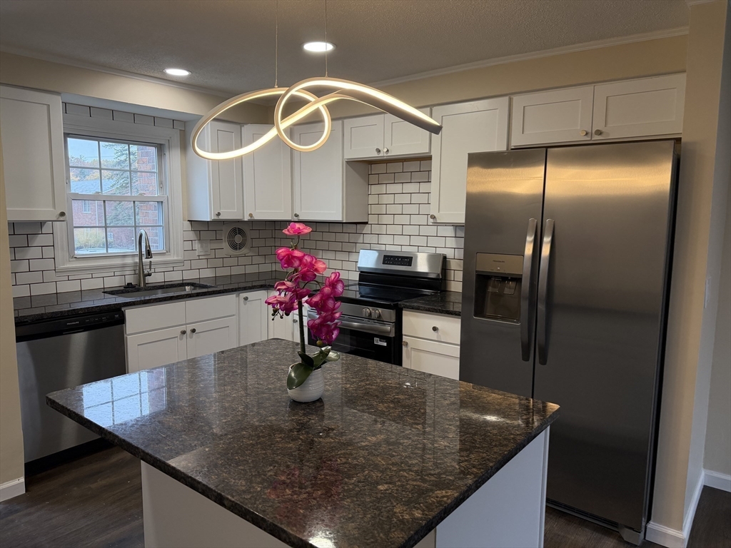 540 Granby Road, Unit 2 South Hadley, MA 01075 - Photo 2 of 19