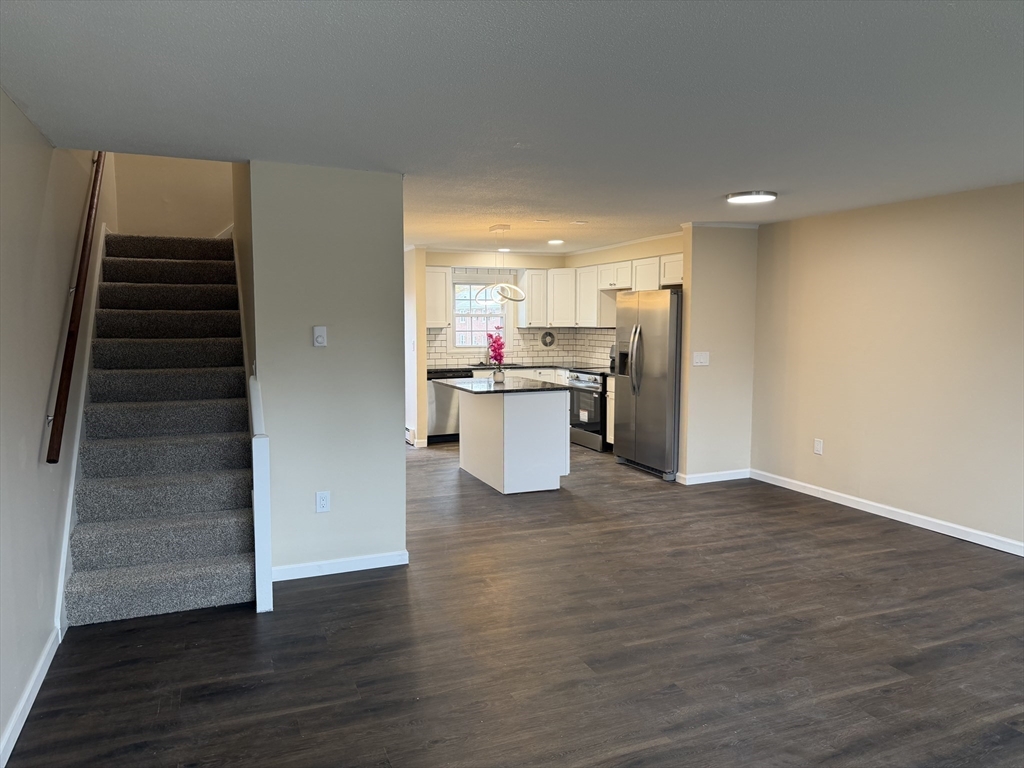 540 Granby Road, Unit 2 South Hadley, MA 01075 - Photo 5 of 19