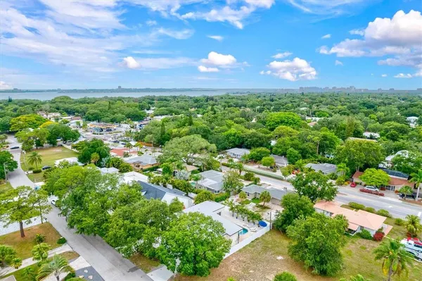 $12,000 | 1905 Tulip Drive, Sarasota, FL 34239