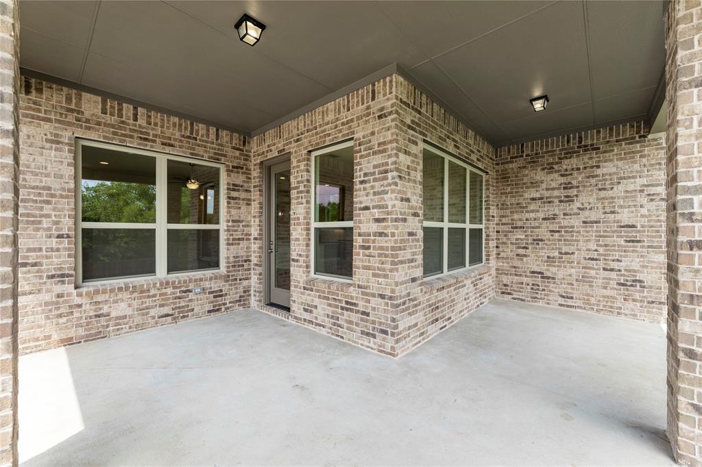 2514 Rockbrook Road Garland, TX 75041 - Photo 25 of 31 25. 2514 Rockbrook - Patio