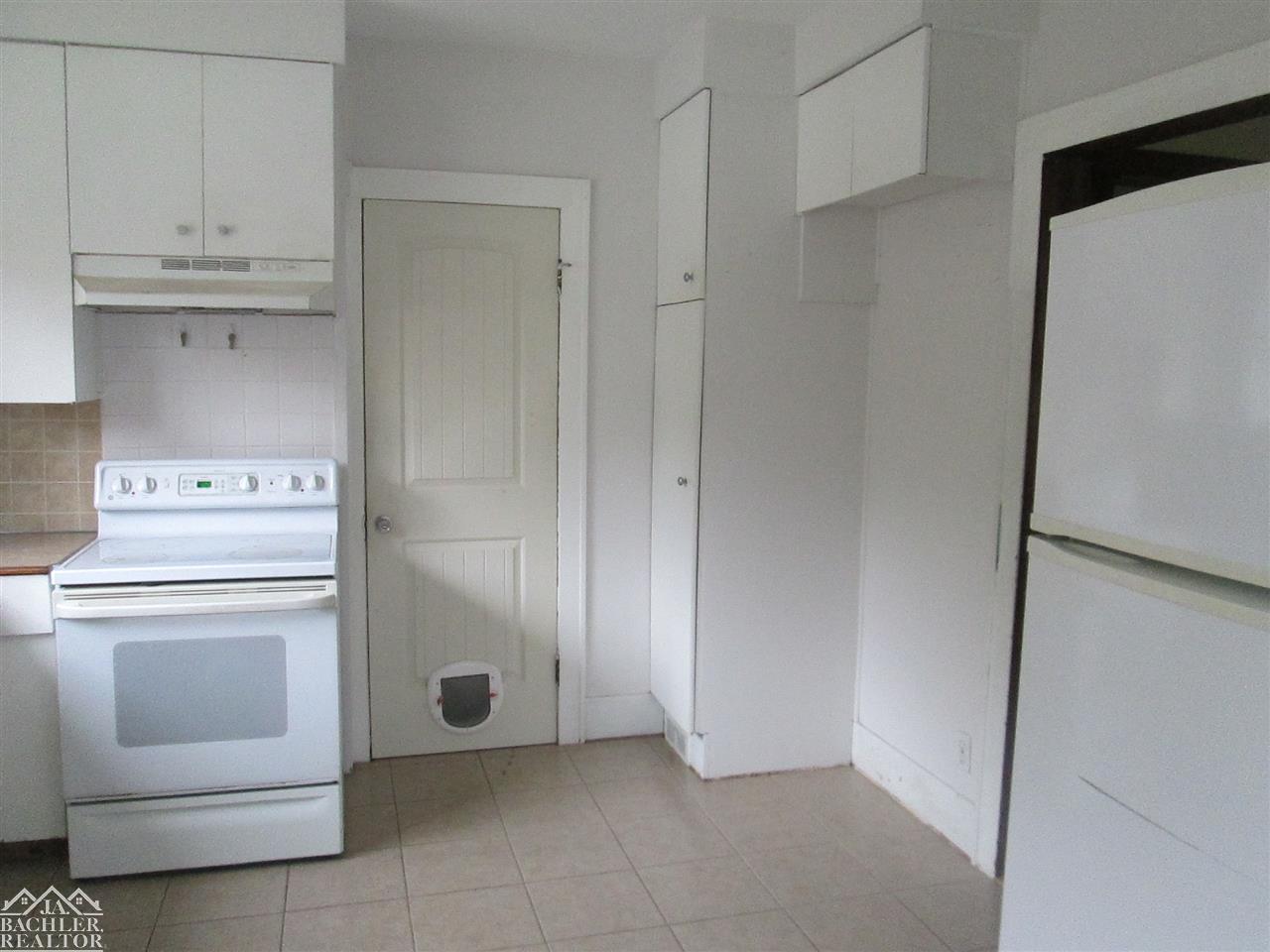 6040 Pointe Tremble Road Algonac, MI 48001 - Photo 17 of 18 50026634-16.JPG