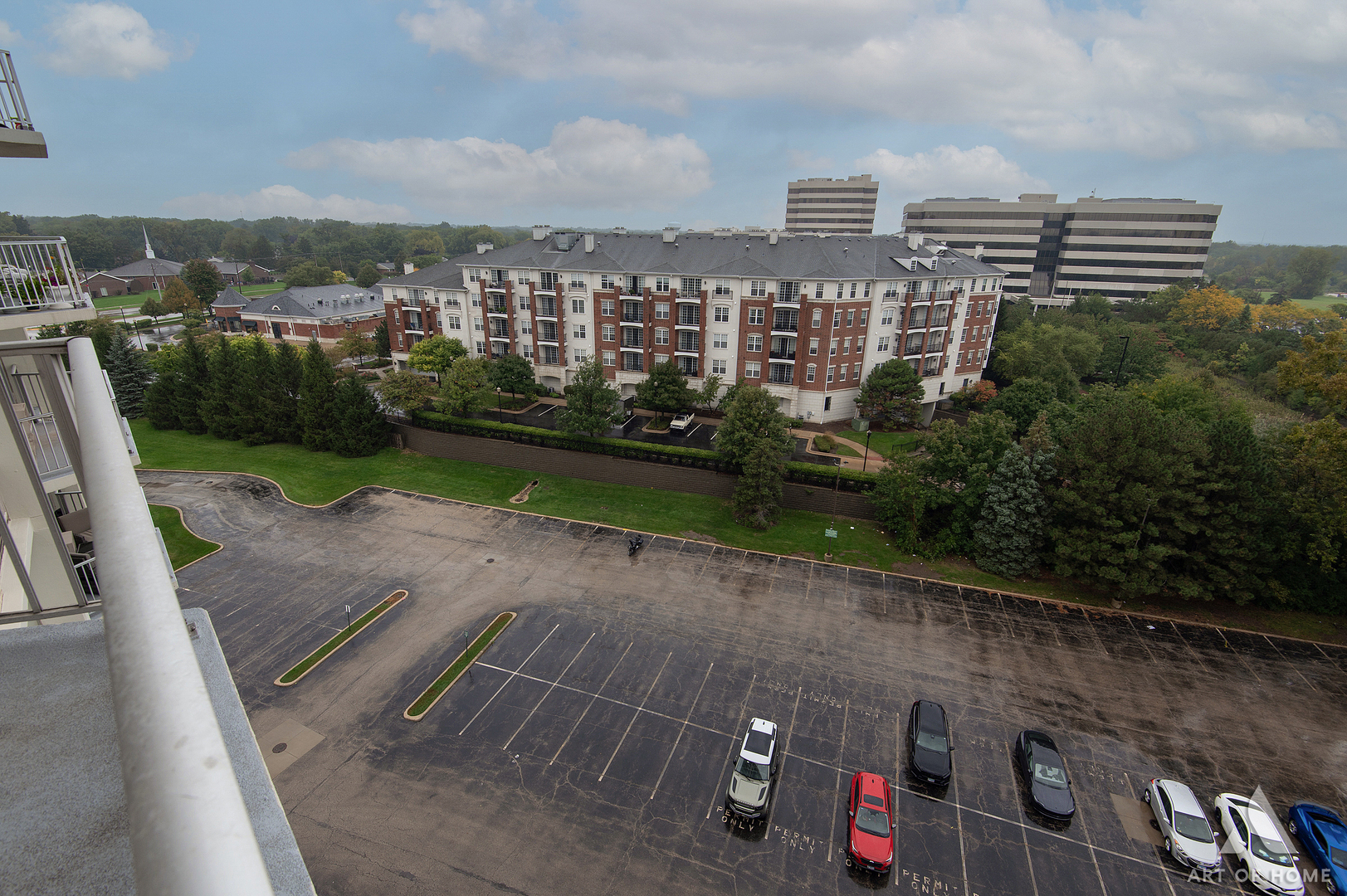 20 North Tower Road, Unit 9E Oak Brook, IL 60523 - Photo 27 of 33 Gallery Image 27