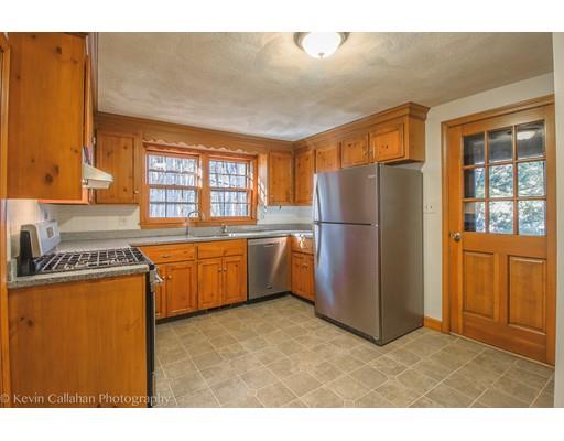 37 Sleigh Road Chelmsford, MA 01824 - Photo 9 of 22 Gallery Image 9