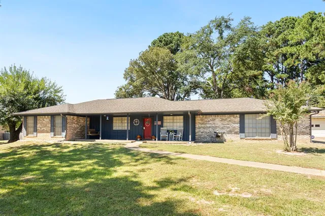 $334,900 | 2293 County Road 359, Palestine, TX 75803