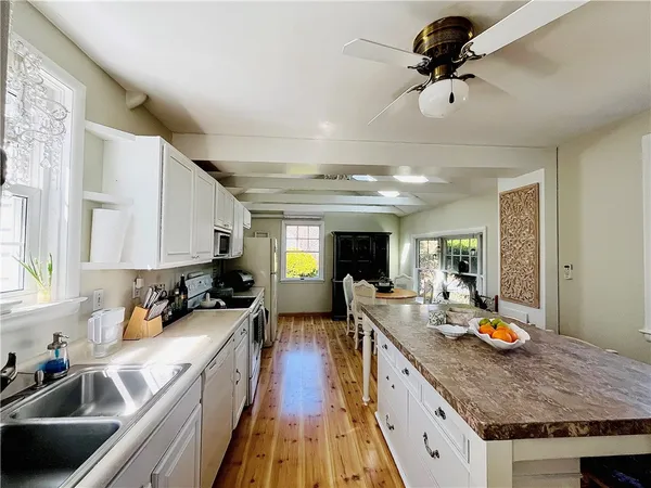 $4,200 | 109 Rogers Avenue, Barrington, RI 02806