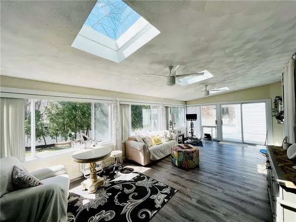 $4,200 | 109 Rogers Avenue, Barrington, RI 02806