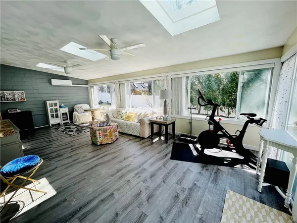 $4,200 | 109 Rogers Avenue, Barrington, RI 02806