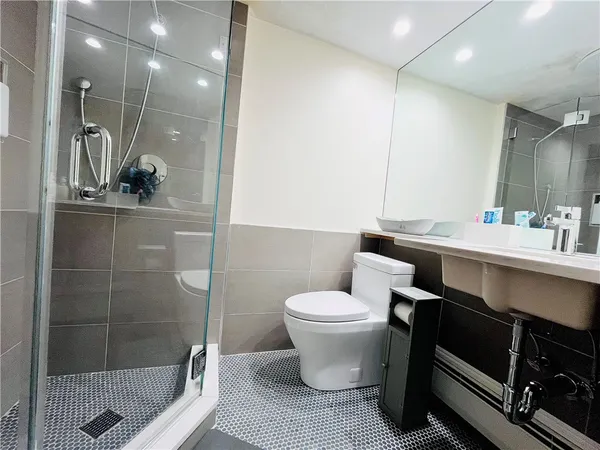 $4,200 | 109 Rogers Avenue, Barrington, RI 02806