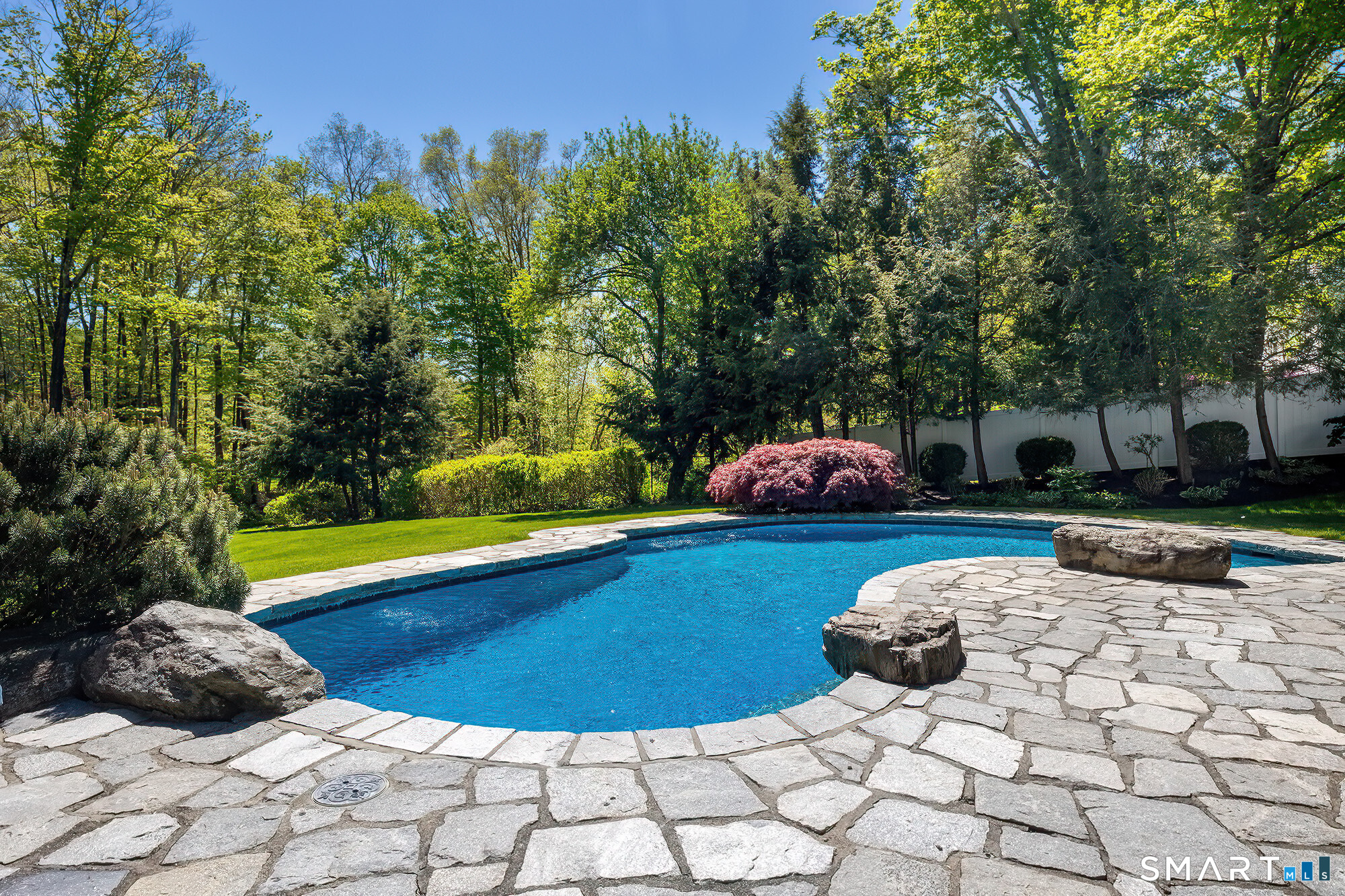27 Webster Road Ridgefield, CT 06877 - Photo 4 of 40