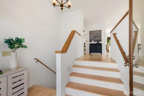 $1,150,000 | 17934 151st Way Northeast, Woodinville, WA 98072