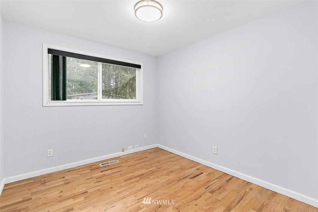 15705 204th Avenue Southeast Renton, WA 98059 - Photo 16 of 40 Gallery Image 16