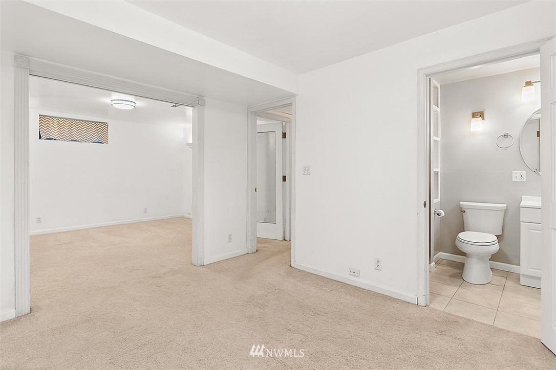 15705 204th Avenue Southeast Renton, WA 98059 - Photo 32 of 40 Gallery Image 32