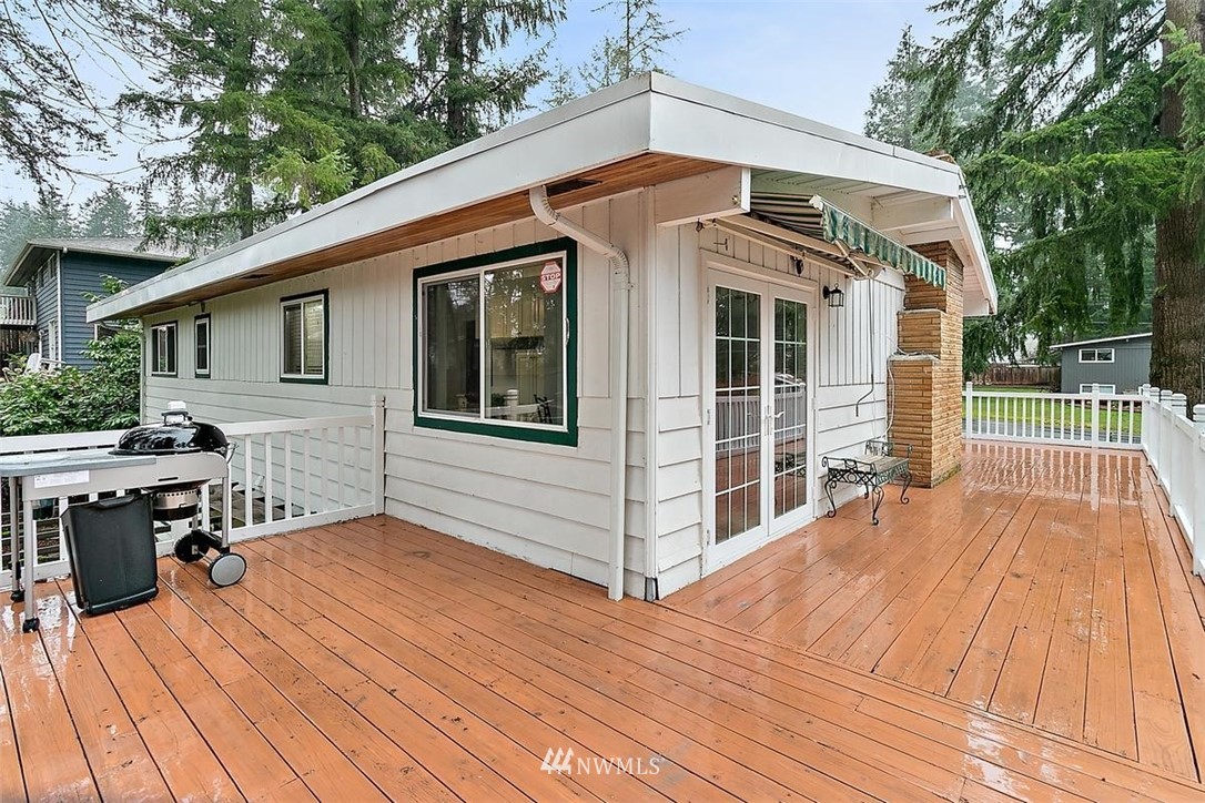 15705 204th Avenue Southeast Renton, WA 98059 - Photo 4 of 40 Gallery Image 4