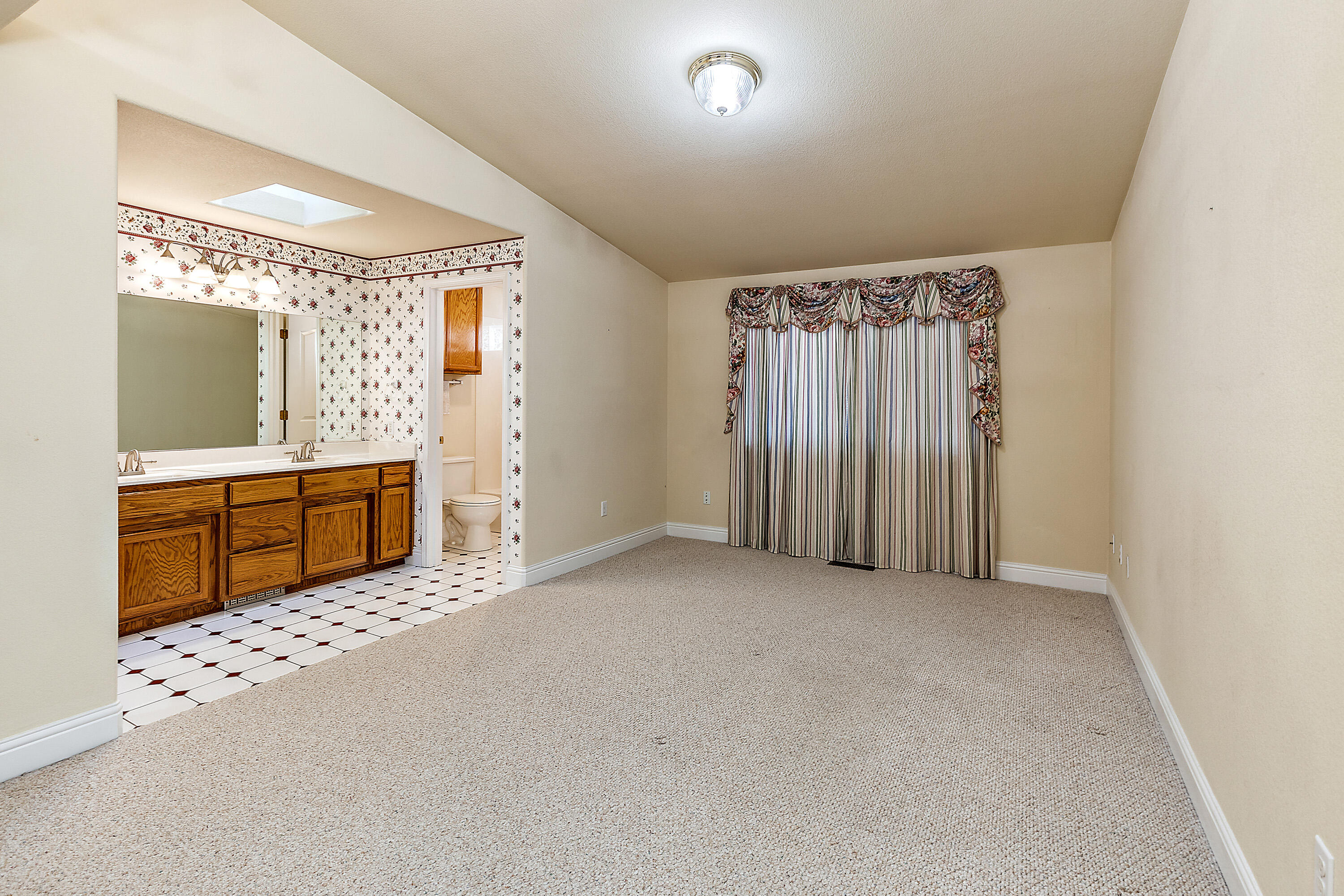 4376 Innsbruck Ridge Medford, OR 97504 - Photo 33 of 52 Original Master