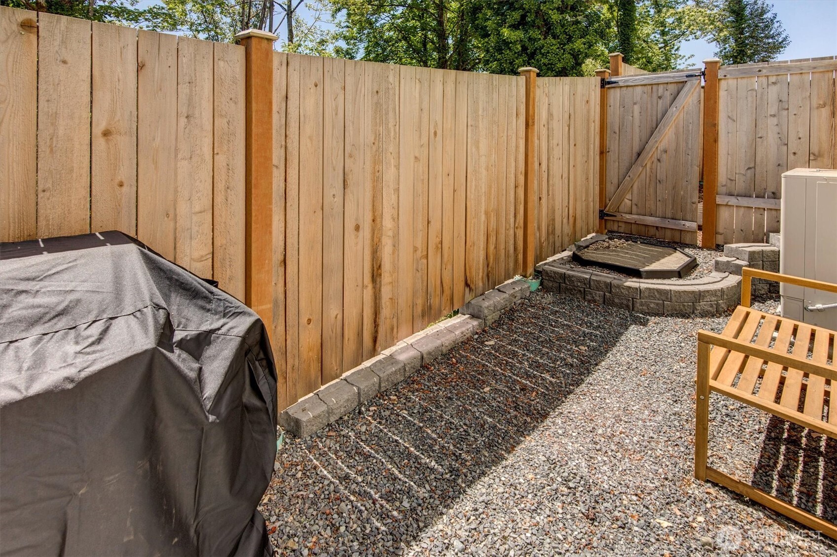 8911 Northeast 173rd Place, Unit B Bothell, WA 98011 - Photo 24 of 28