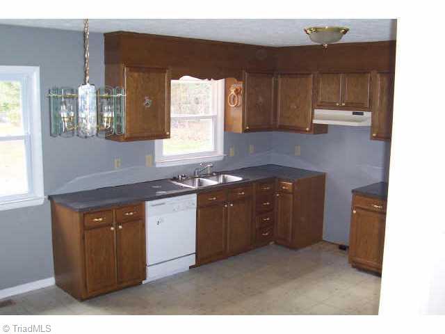 1001 West Dalton Road King, NC 27021 - Photo 5 of 8 Other. kitchen