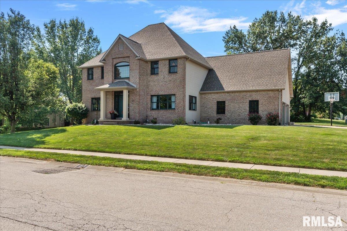 28 Woodland Trail Rochester, IL 62563 - Photo 4 of 58 Gallery Image 4