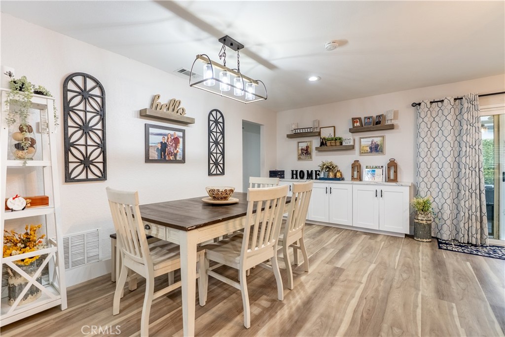 10328 Ivy Court Rancho Cucamonga, CA 91730 - Photo 23 of 40 a view of a dining room kitchen and a window