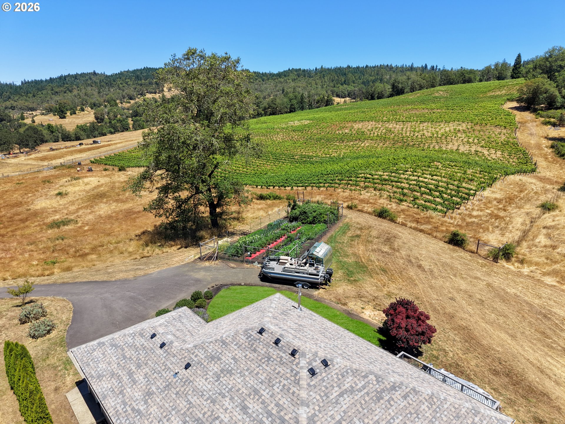 3721 Colonial Road Roseburg, OR 97471 - Photo 35 of 48