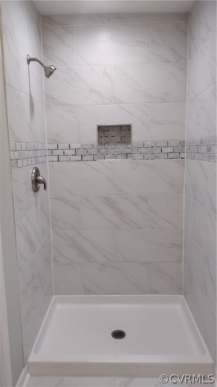 6000 Middlefield Place Chesterfield, VA 23832 - Photo 21 of 32 a bathroom with a shower
