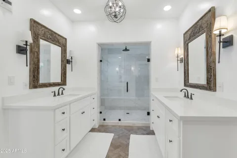 $2,895,000 | 4651 North Alta Hacienda Drive, Phoenix, AZ 85251