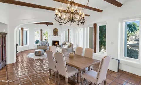 $2,895,000 | 4651 North Alta Hacienda Drive, Phoenix, AZ 85251