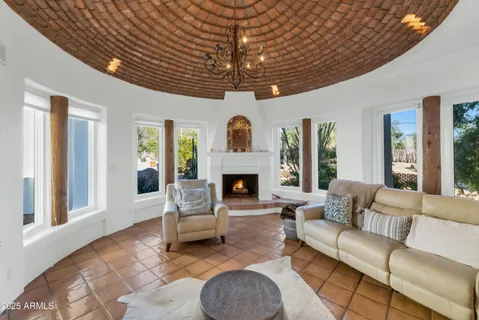 $2,895,000 | 4651 North Alta Hacienda Drive, Phoenix, AZ 85251