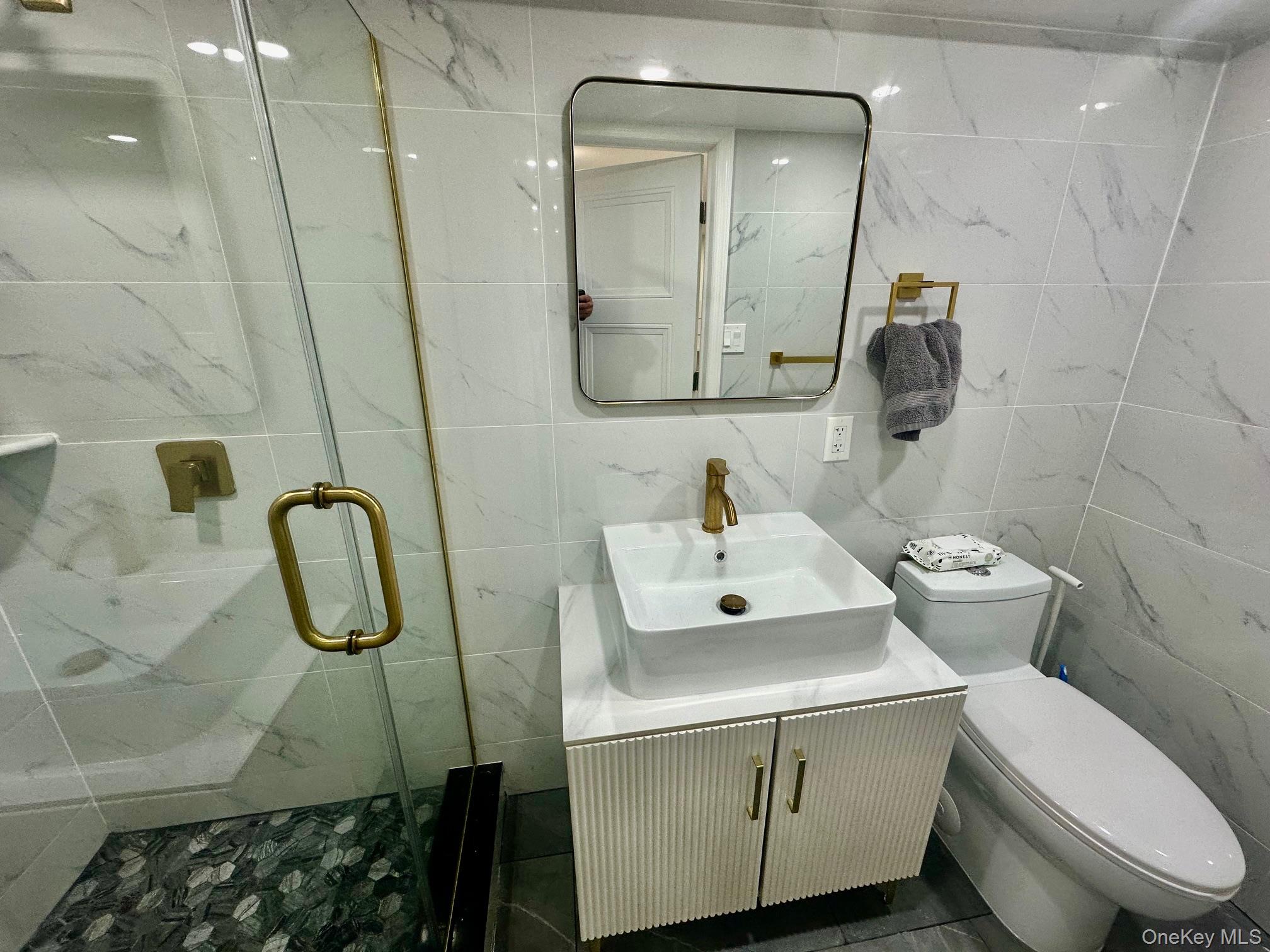 137-62 70th Road Queens, NY 11367 - Photo 12 of 17