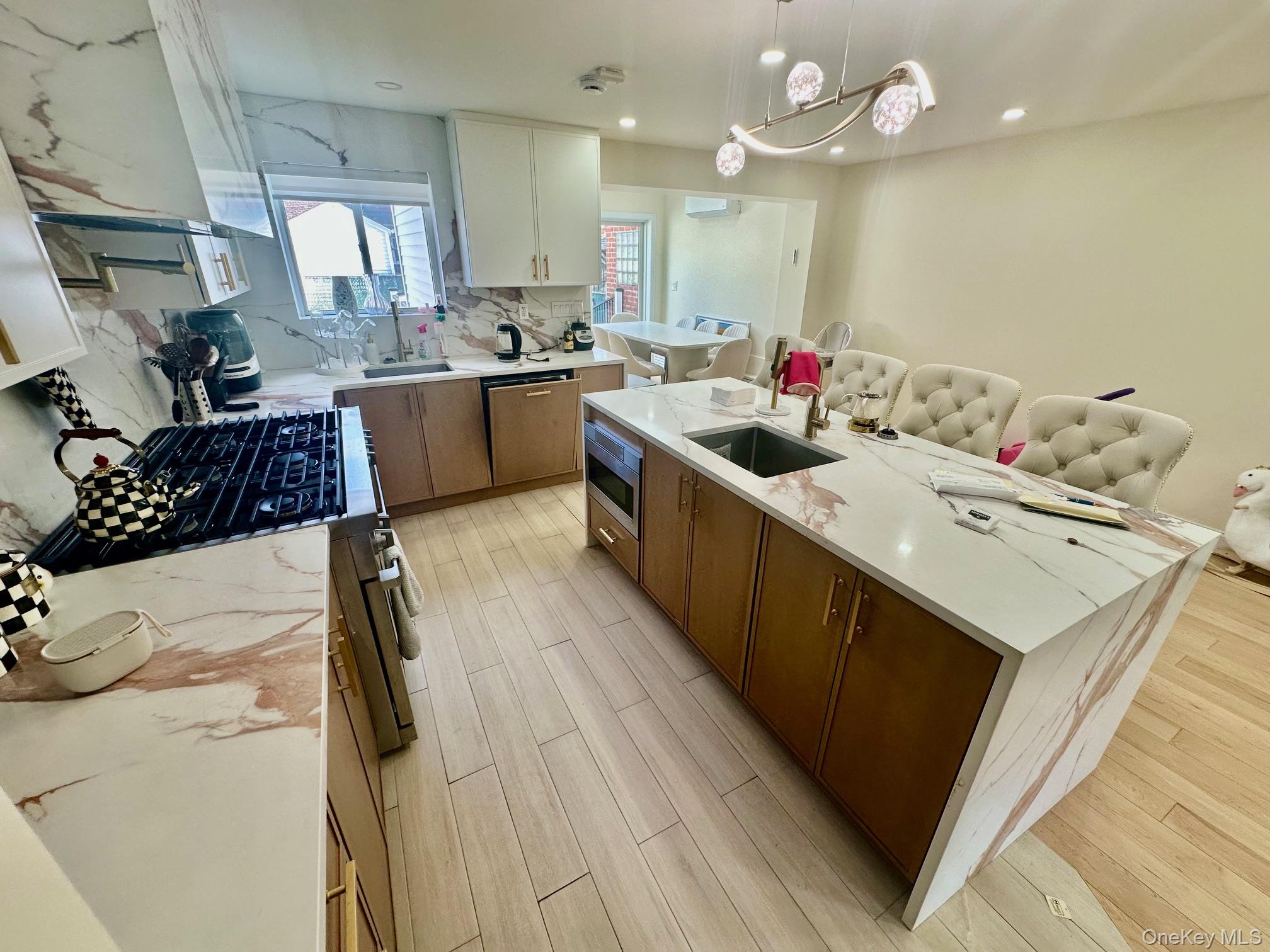 137-62 70th Road Queens, NY 11367 - Photo 14 of 17