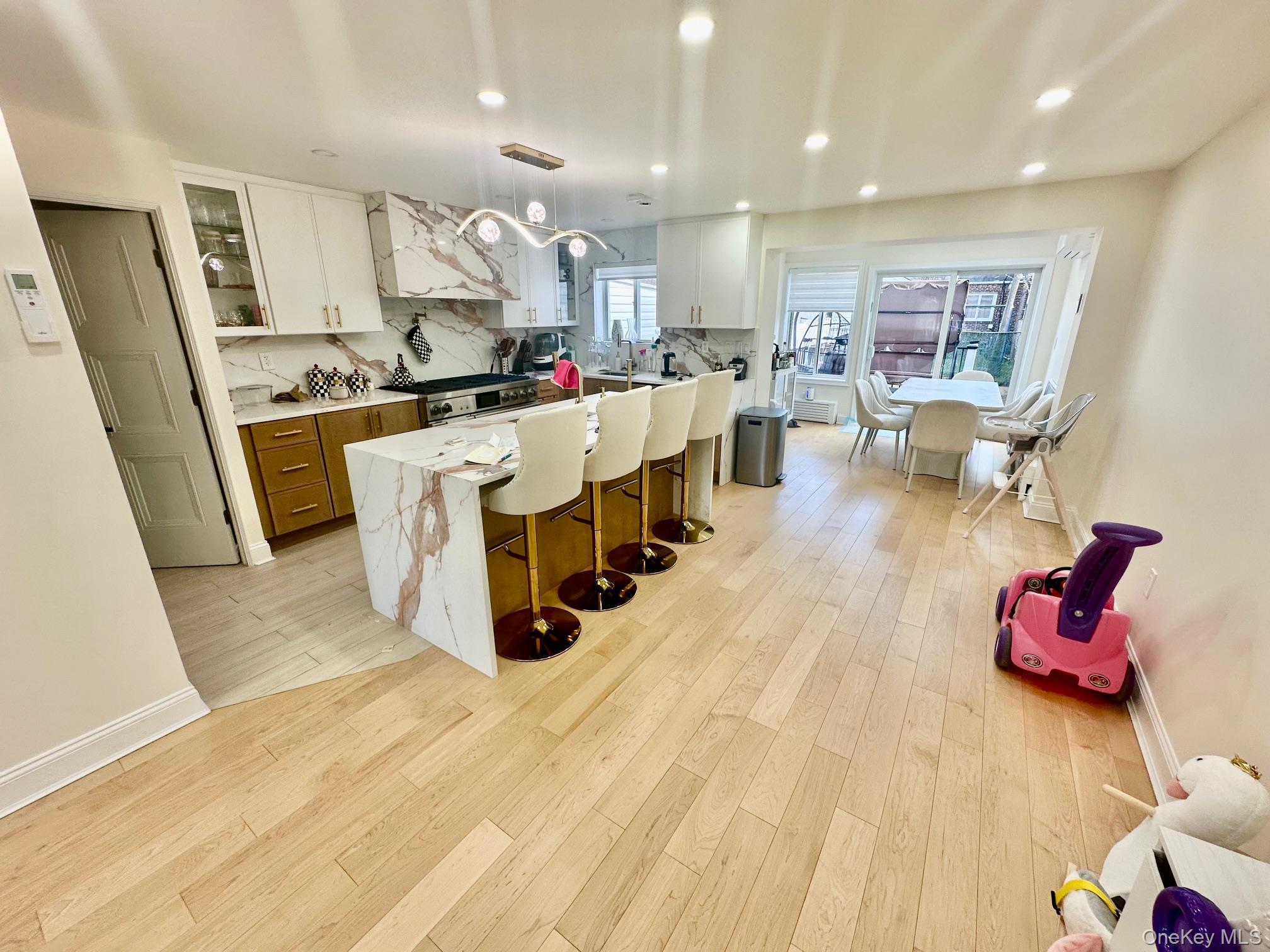 137-62 70th Road Queens, NY 11367 - Photo 4 of 17