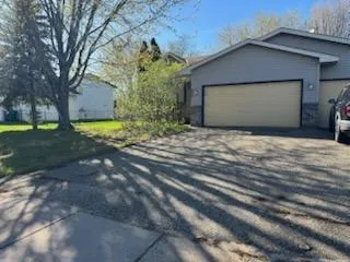 $290,000 | 676 Joe's Lake Road, Cambridge, MN 55008