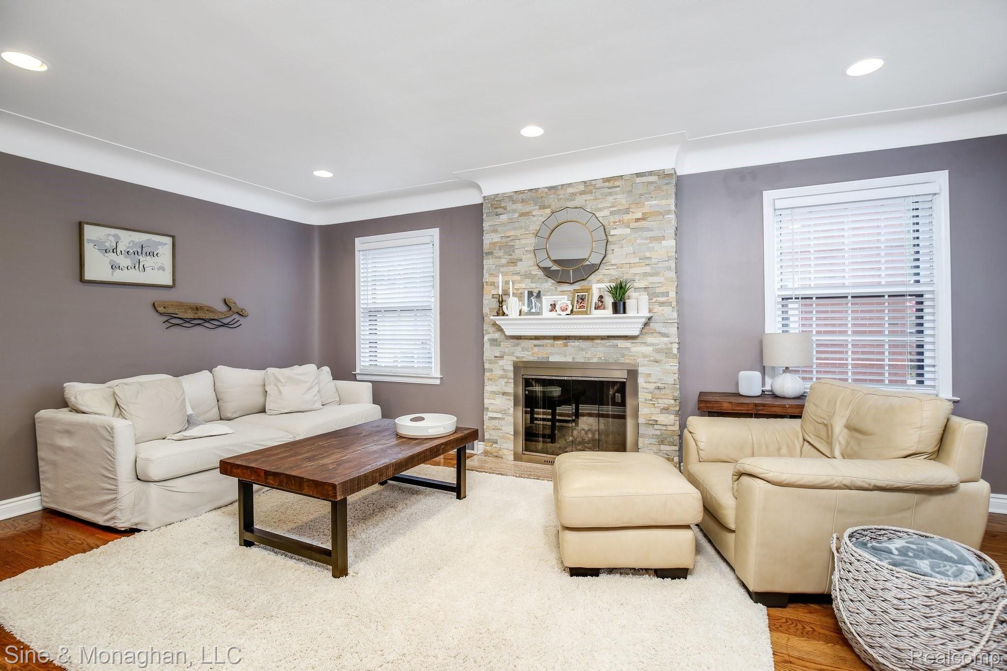 1624 Roslyn Road Grosse Pointe, MI 48236 - Photo 2 of 31 1624+Roslyn+Rd+Grosse+Pointe+Woods-8-web.jpg