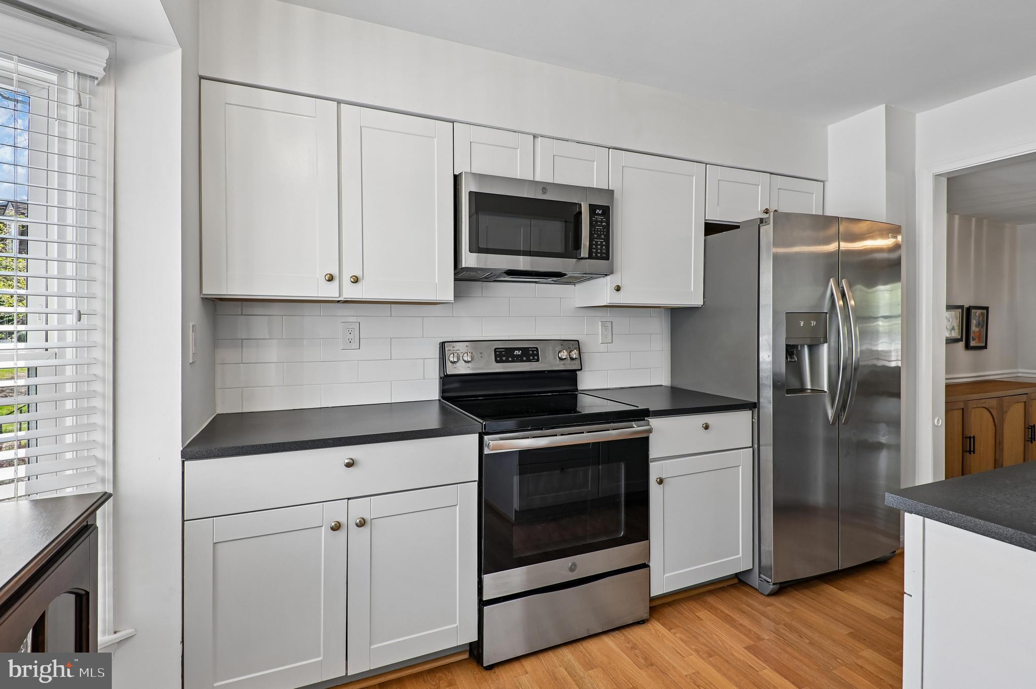 492 Colonial Ridge Lane Arnold, MD 21012 - Photo 7 of 47