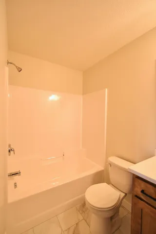 $489,900 | 2215 Elk Run Dr Pine Island Southeast, Pine Island, MN 55963