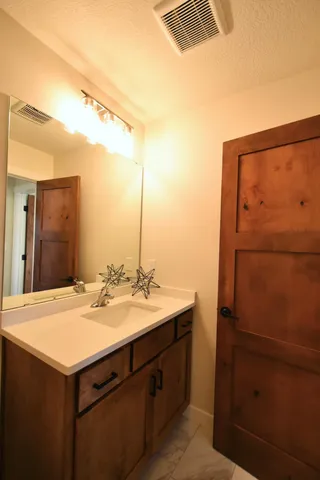 $489,900 | 2215 Elk Run Dr Pine Island Southeast, Pine Island, MN 55963