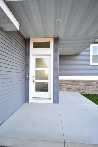 $489,900 | 2215 Elk Run Dr Pine Island Southeast, Pine Island, MN 55963