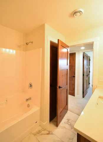 $489,900 | 2215 Elk Run Dr Pine Island Southeast, Pine Island, MN 55963