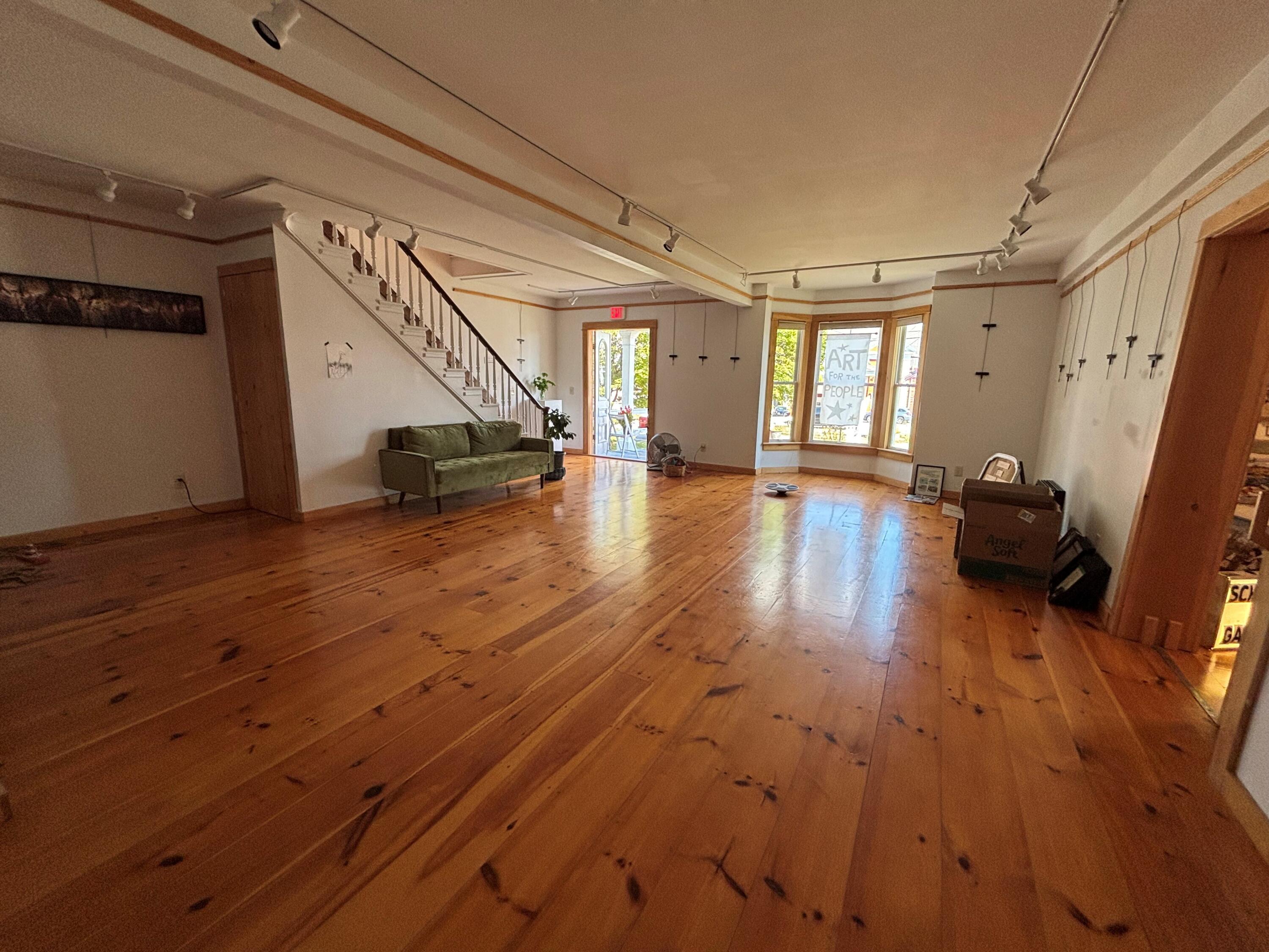 59 Main Street Milbridge, ME 04658 - Photo 13 of 20 Couch