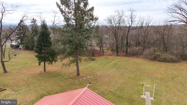 a view of outdoor space